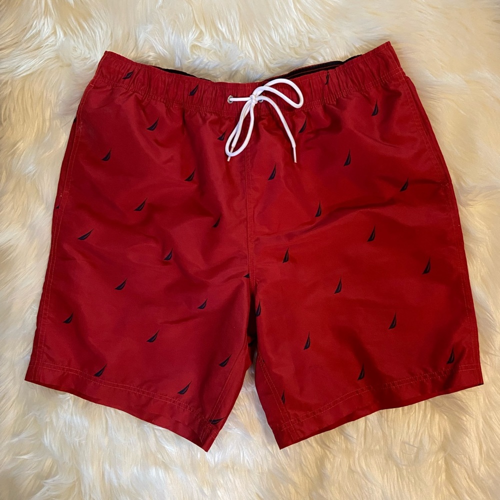 NAUTICA BATHING SUIT YOU WILL LOVE. CUTE & COMFORTABLE WITH MESH LINING.  SIZE L - Picture 12 of 13